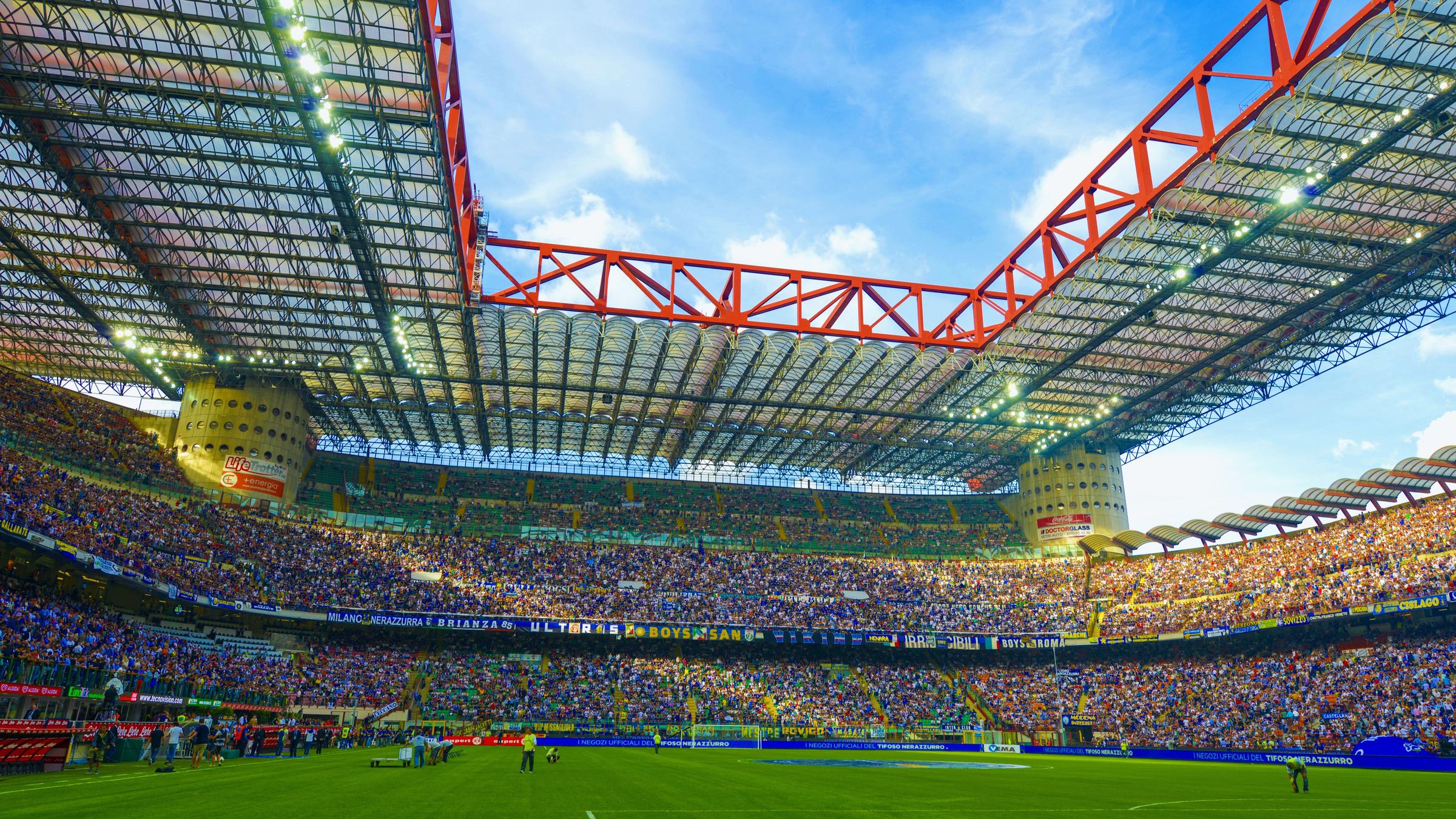 Стадионы италии
