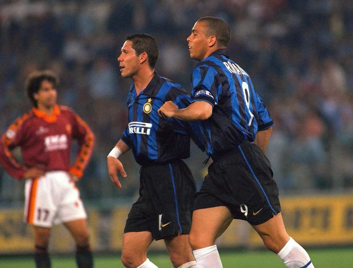 Zanetti Ronaldo fenomeniga hurmat bajo keltirdi